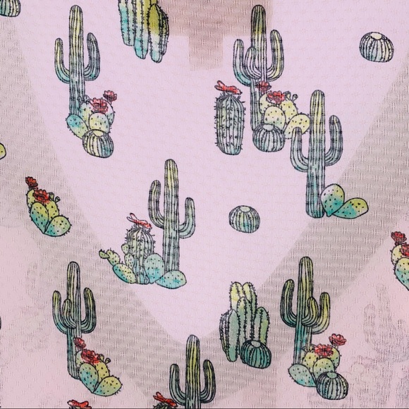 Flutter Yourself in Cacti Tank - Picture 2 of 10